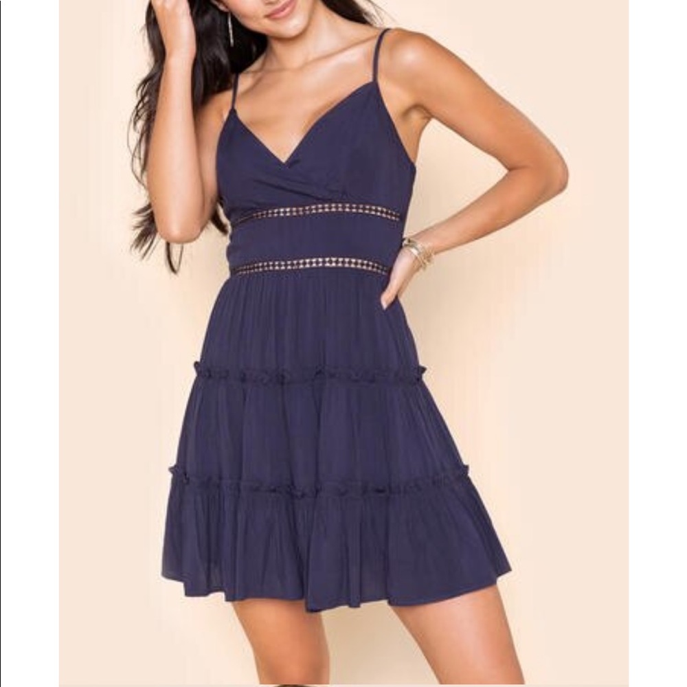 Francesca’s Brenna Ruffle Tiered Dress Size Large NWT